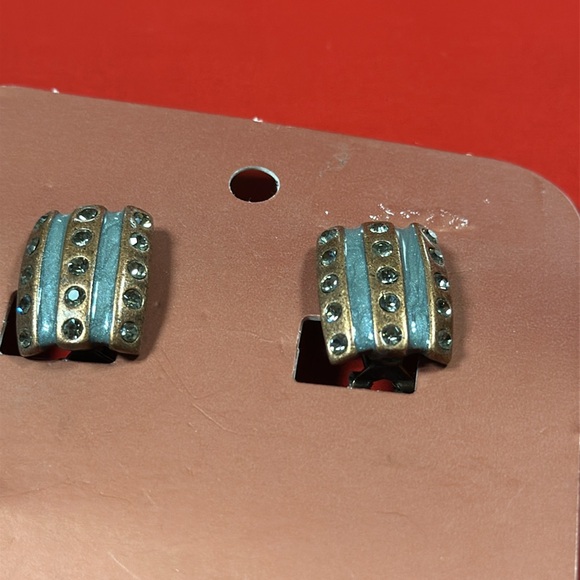 Longaberger So Rachel splint earrings. 4pr available. - Picture 4 of 5